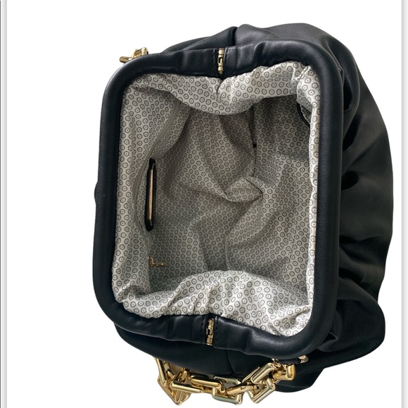 Black Ruched Baguette Gold Chain Bag - Picture 4 of 8